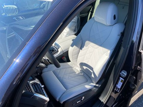 New 2026 BMW X5 xDrive40i w/ M Sport Package AWD/4WD image 11