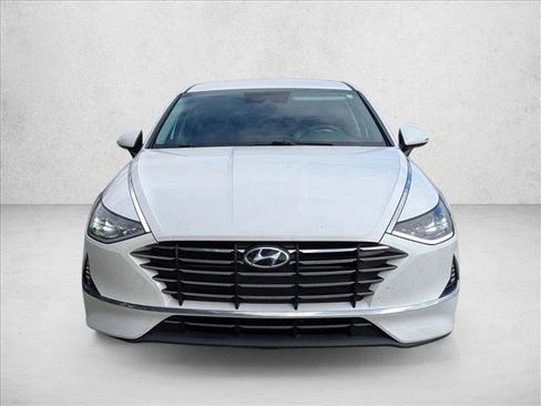 Used 2023 Hyundai Sonata SE w/ Cargo Package image 2