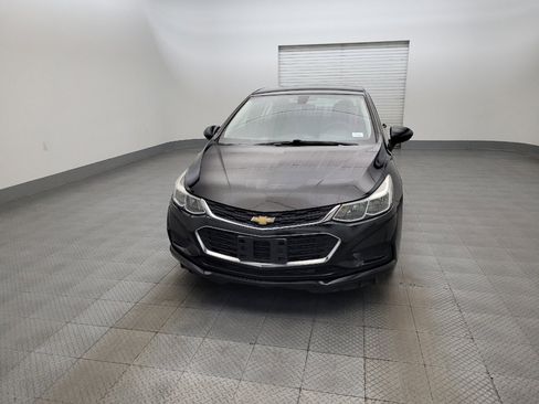 Used 2017 Chevrolet Cruze LS FWD image 15