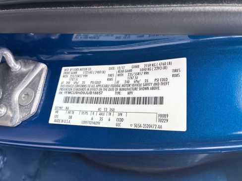 Used 2018 Ford Escape SEL w/ Ford Safe & Smart Package AWD/4WD image 10
