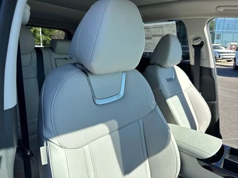 New 2026 Hyundai Tucson Limited image 25