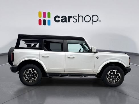 Used 2023 Ford Bronco Outer Banks image 6