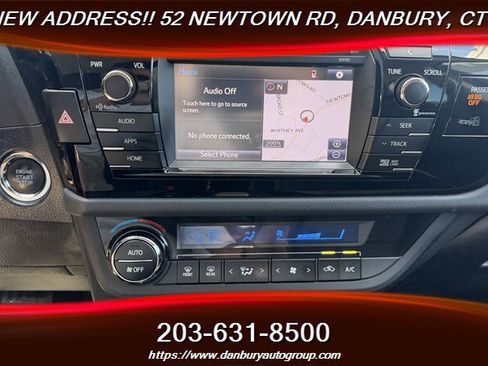 Used 2014 Toyota Corolla LE Premium w/ Driver Convenience Package FWD image 16