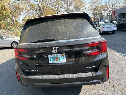 Used 2025 Honda Odyssey Sport-L image 6