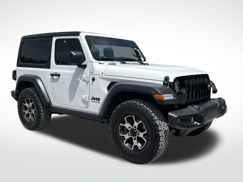 Used 2022 Jeep Wrangler Sport AWD/4WD image 9