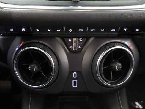Used 2024 Chevrolet Blazer LT w/ Convenience Package FWD image 48