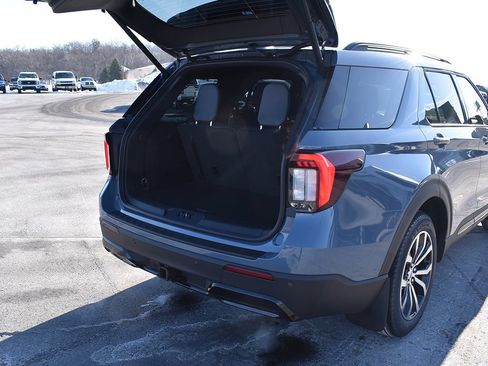 New 2026 Ford Explorer ST-Line AWD/4WD image 28
