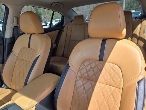 Certified 2021 Nissan Sentra SV w/ SV Premium Package image 21