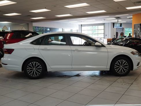 Used 2019 Volkswagen Jetta SE FWD image 13
