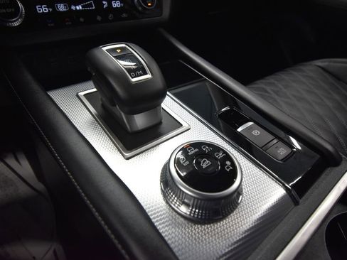 Used 2023 Mitsubishi Outlander SEL image 18