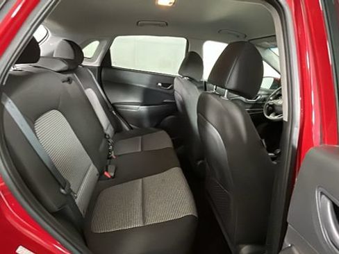 Used 2018 Hyundai Kona SEL FWD image 30