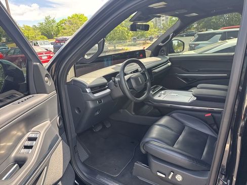 Used 2025 Lincoln Navigator L Reserve w/ Jet Appearance Package image 5