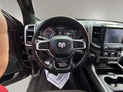 Used 2022 RAM 1500 Big Horn AWD/4WD image 15