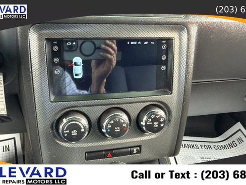 Used 2011 Dodge Challenger R/T w/ Electronics Convenience Group image 14