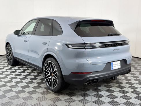 New 2026 Porsche Cayenne AWD/4WD image 3