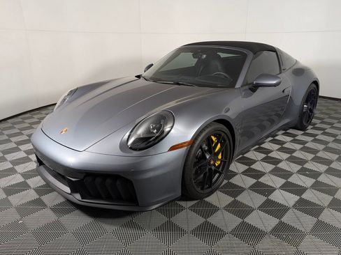 Used 2025 Porsche 911 Targa 4 GTS image 38