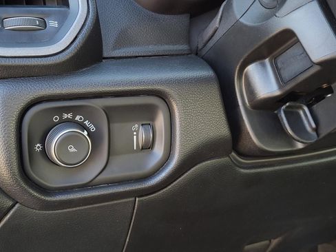 Used 2023 RAM 3500 Tradesman image 19