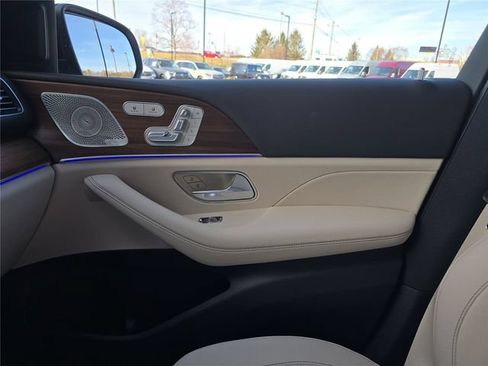 Certified 2025 Mercedes-Benz GLE 450 4MATIC image 27