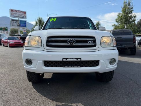 Used 2004 Toyota Sequoia Limited RWD image 99