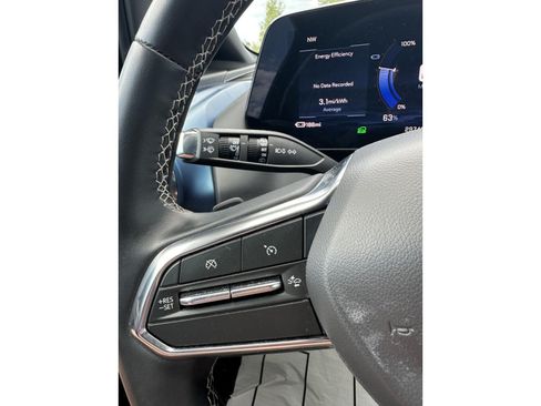 Used 2024 Chevrolet Equinox EV LT AWD/4WD image 52