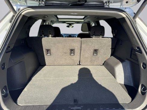 Used 2019 Chevrolet Equinox LT FWD image 52