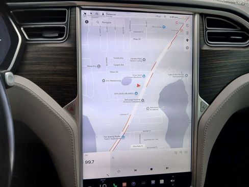 Used 2015 Tesla Model S 60 image 30