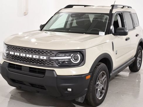 Used 2025 Ford Bronco Sport Big Bend w/ Convenience Package AWD/4WD image 2