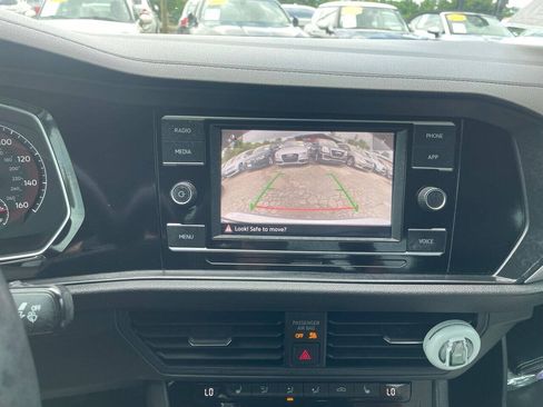 Used 2020 Volkswagen Jetta R-Line FWD image 26