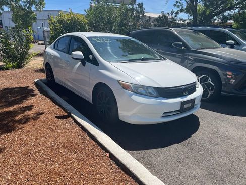 Used 2012 Honda Civic LX image 2