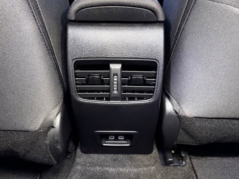 Certified 2024 Toyota Corolla Cross LE image 50