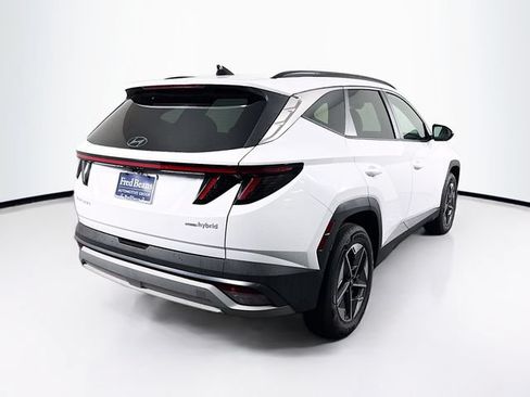 Certified 2025 Hyundai Tucson SEL AWD/4WD image 8