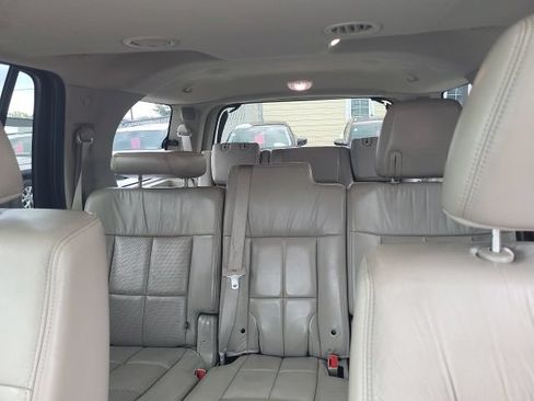 Used 2013 Lincoln Navigator 4WD w/ HD Trailer Tow Pkg image 3