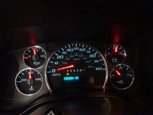 Used 2019 Chevrolet Express 3500 w/ Power Convenience Package RWD image 22