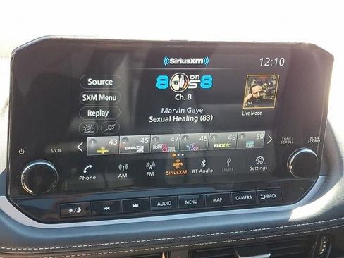 Used 2023 Nissan Rogue SL w/ SL Premium Package image 18