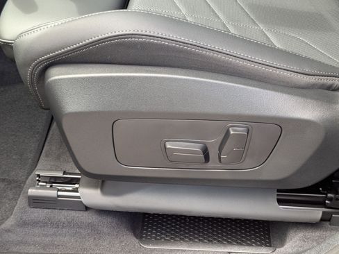 New 2026 BMW X1 xDrive28i w/ Technology Package image 15