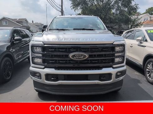 Used 2024 Ford F250 Lariat w/ Lariat Ultimate Package AWD/4WD image 2