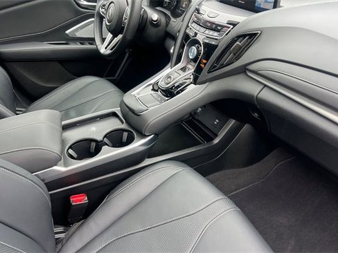 Certified 2025 Acura RDX w/ Technology Package image 18