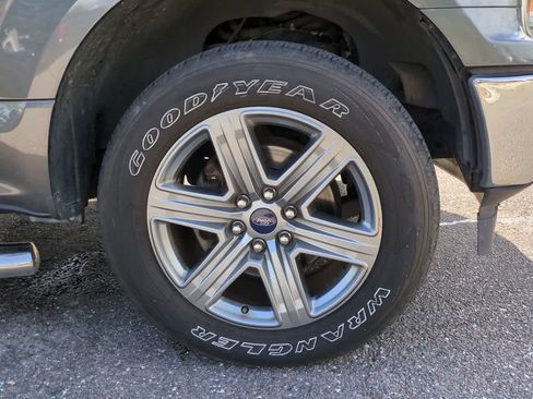 Used 2019 Ford F150 XLT AWD/4WD image 11