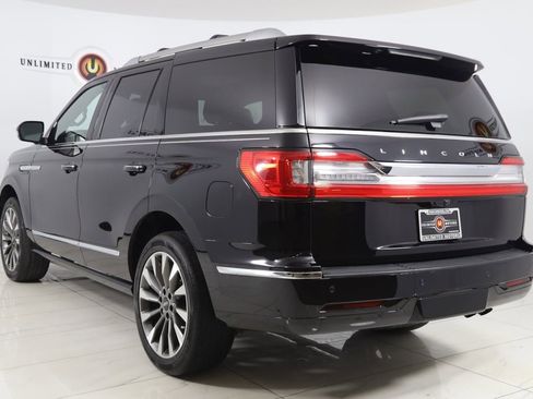 Used 2021 Lincoln Navigator Reserve w/ Luxury Package AWD/4WD image 4