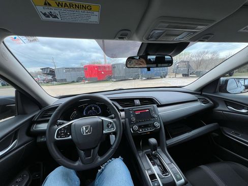 Used 2019 Honda Civic LX image 29
