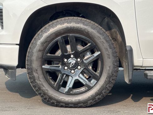 Certified 2023 Chevrolet Silverado 1500 RST image 38