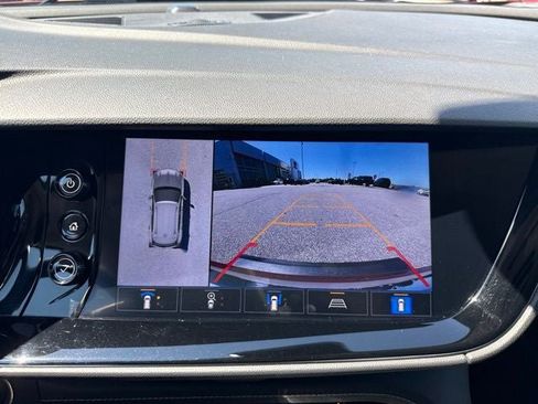 Used 2021 Buick Envision Avenir AWD/4WD image 34