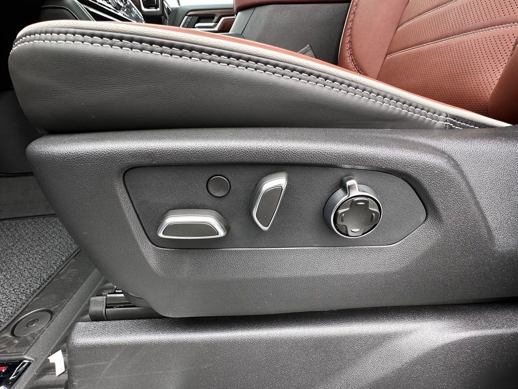 New 2026 GMC Sierra 1500 Denali Ultimate AWD/4WD image 18