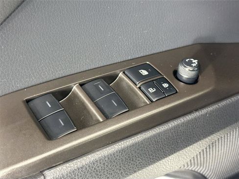 Certified 2023 Toyota Camry SE FWD image 24