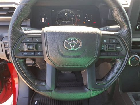 Used 2025 Toyota Tacoma SR AWD/4WD image 22