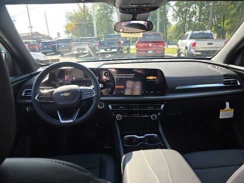 New 2026 Chevrolet Traverse LT image 19