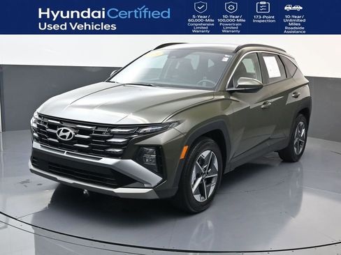 Certified 2025 Hyundai Tucson SEL image 1