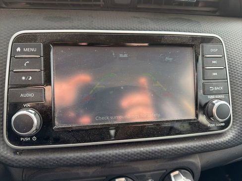 Used 2024 Nissan Kicks S image 14