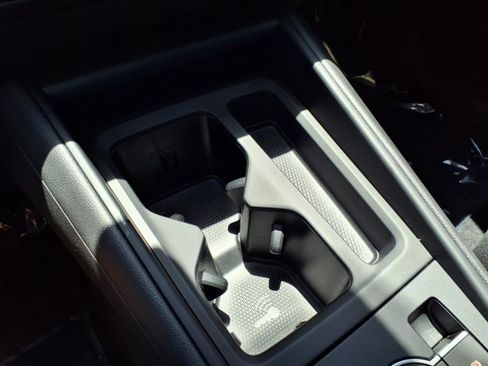 New 2025 Volkswagen Tiguan S image 18