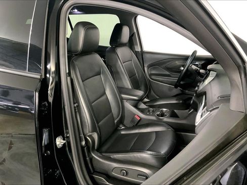 Used 2024 GMC Terrain SLT AWD/4WD image 7
